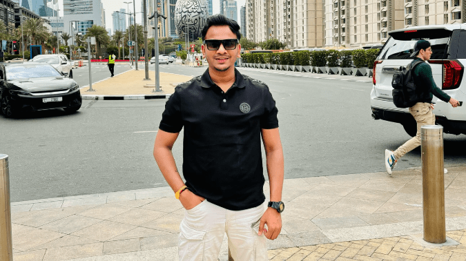 Satish Kushwaha Biography In English